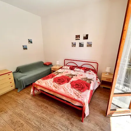 Trilo Ilario A 公寓 锡罗洛